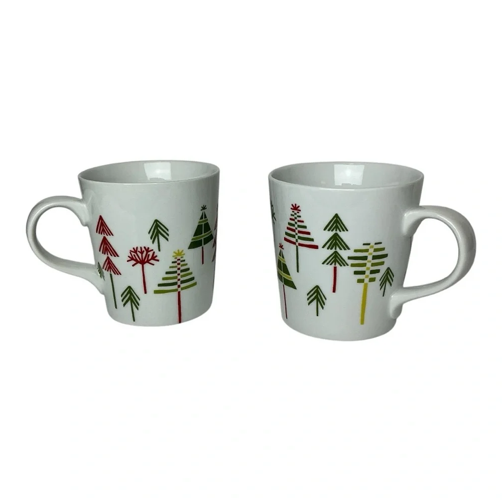 Crate & Barrel Julia Rothman Yule Town Christmas Tree Coffee/Cocoa Mug Set (4)